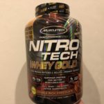 Gold Standardと悩んで、今回はNitroTechのプロテインを買いました。